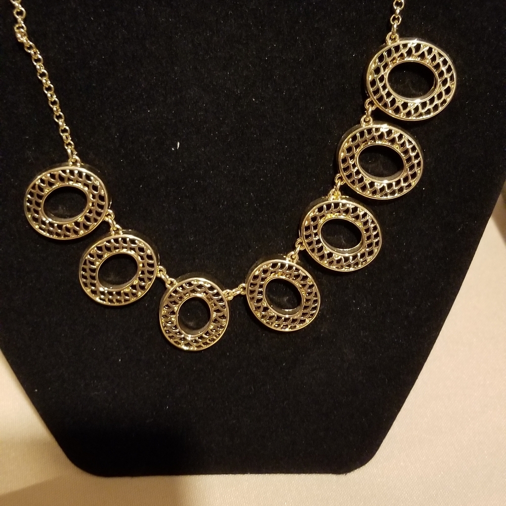 Necklace set - Picture 9 of 16